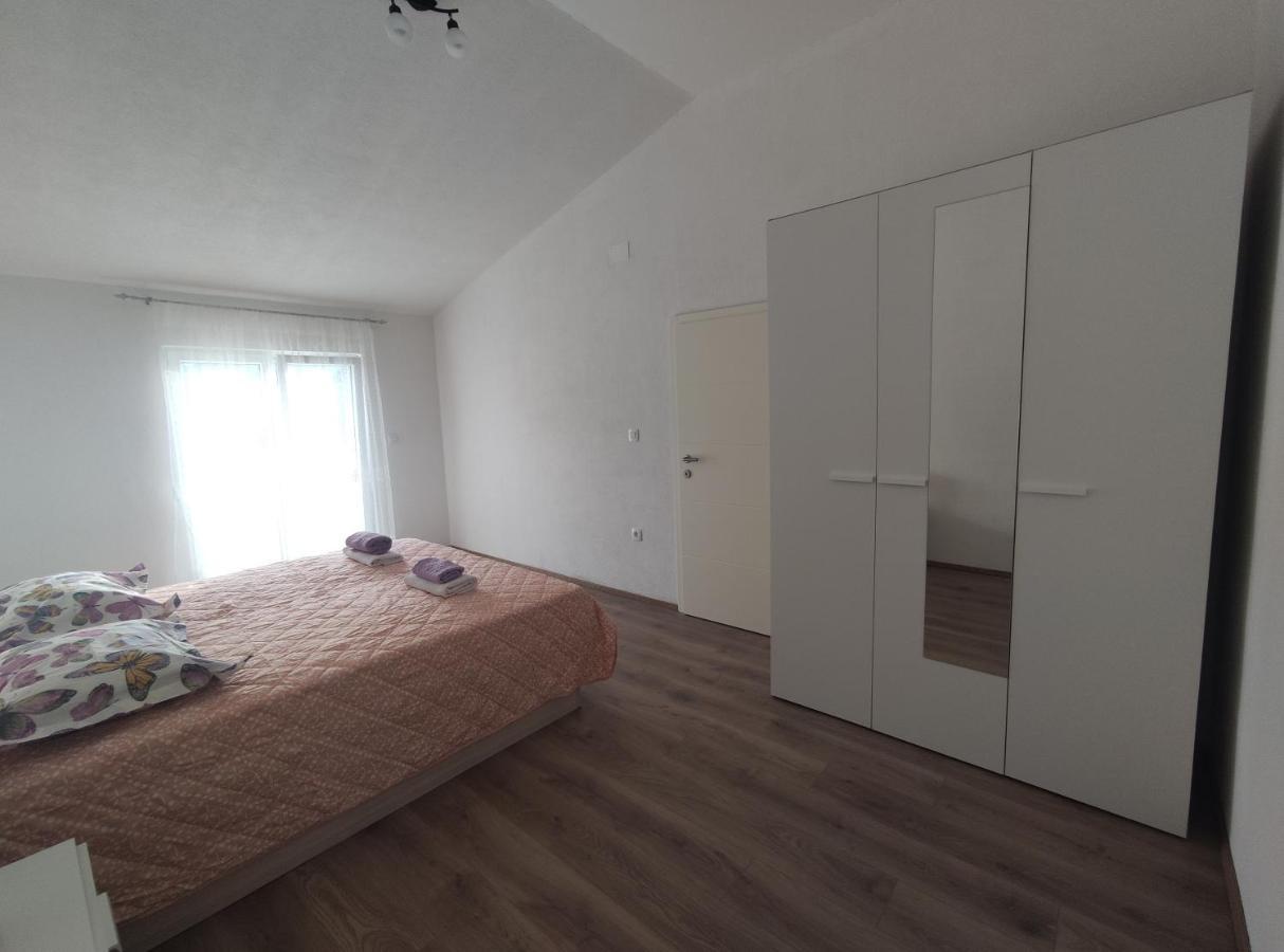 Apartmani Lesic Zaklopatica Lastovo 外观 照片